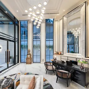 Bach Saigon Hotel